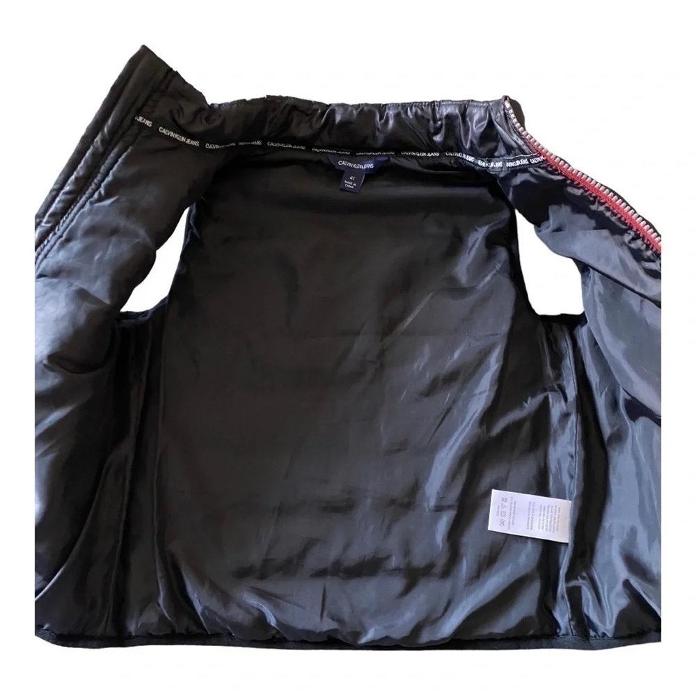CALVIN KLEIN-BOYS 4T- BLACK PUFFER VEST